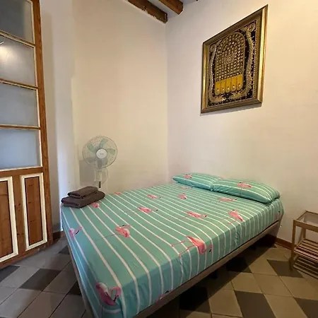 Plaza San Cristobal Apartment *